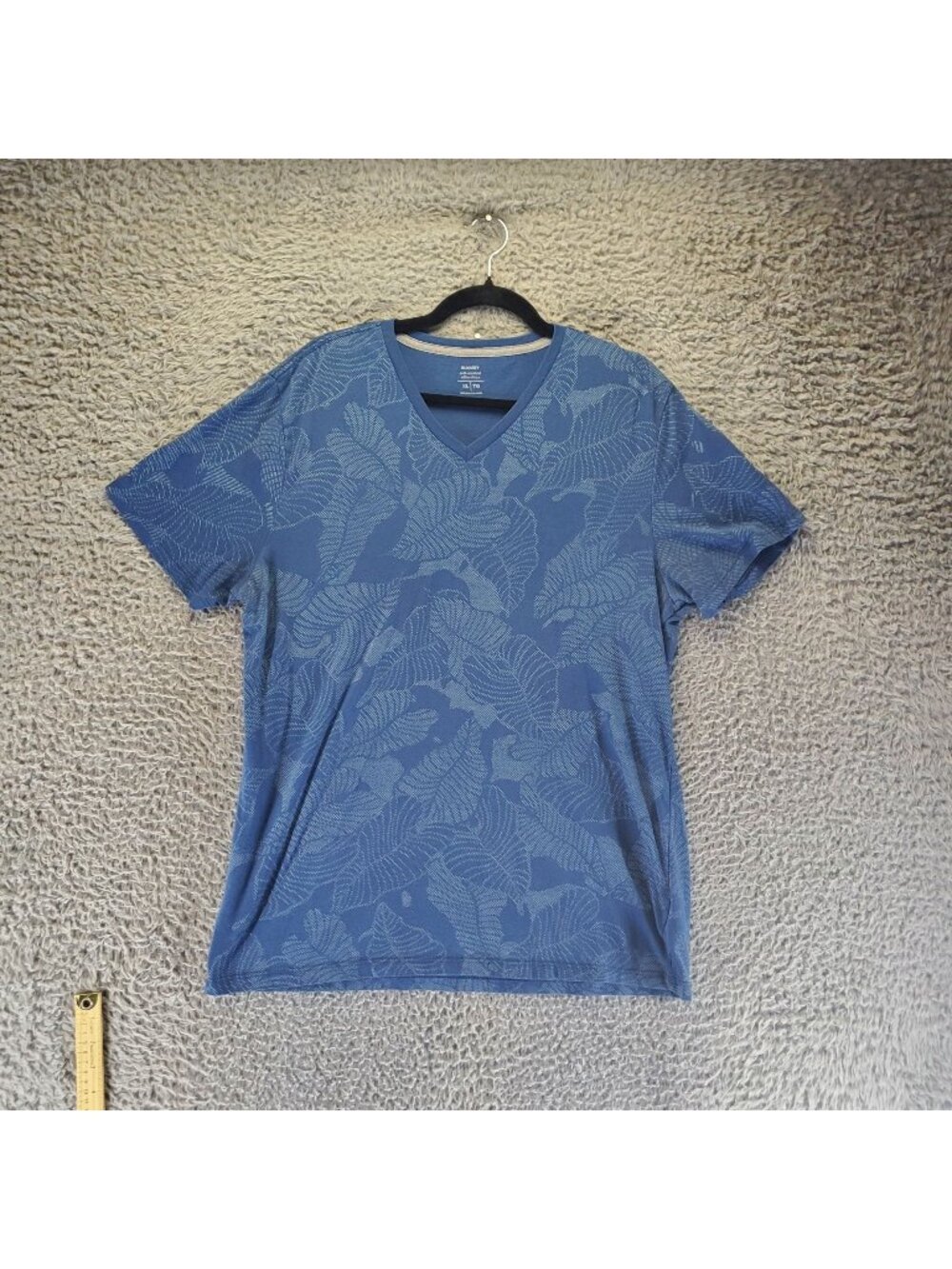 Old Navy Shirt Womens XL Blue Soft-Washed Leaf Pattern Short Sleeve V-Neck Casua